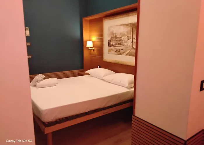 Eat, Relax, 4*