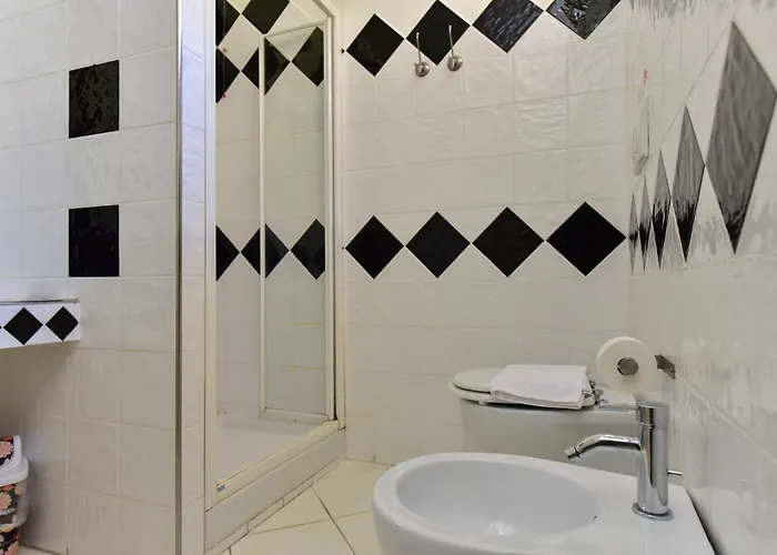 Eat, Relax, 4* Rome
