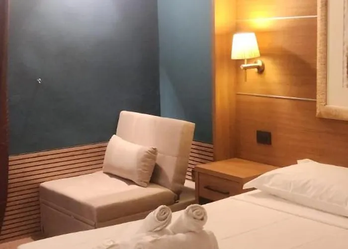 Eat, Relax, Guest house